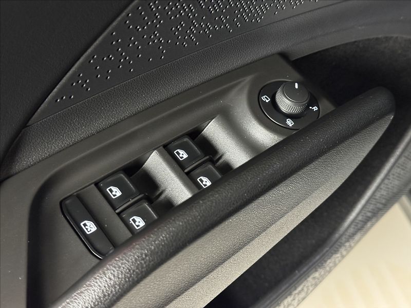 Škoda Enyaq 80 Sportline Matrix Tepelko - fotka 24 z 50
