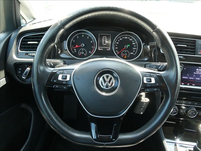 Volkswagen Golf 1,4 TSi 103kW DSG, webasto - fotka 31 z 51