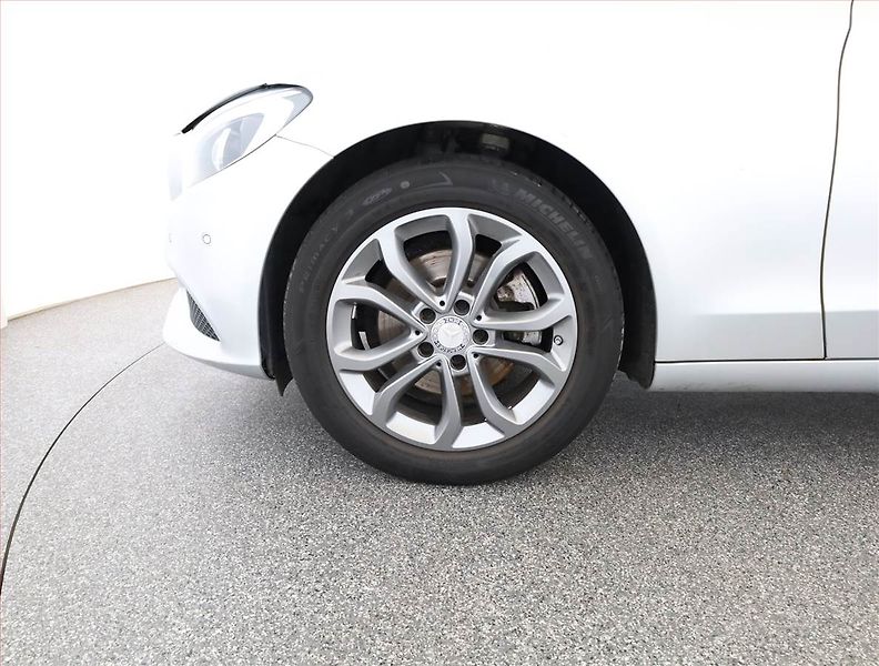 Mercedes-Benz Třídy C (2016) Classic C 220 CDI, Navi - fotka 21 z 21