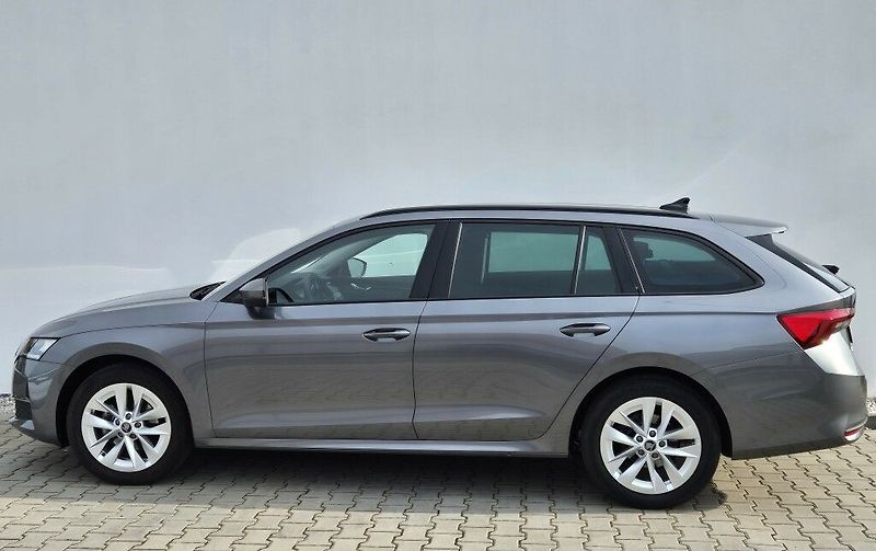 Škoda Octavia Selection 1.5 TSI 110 kW - fotka 4 z 32