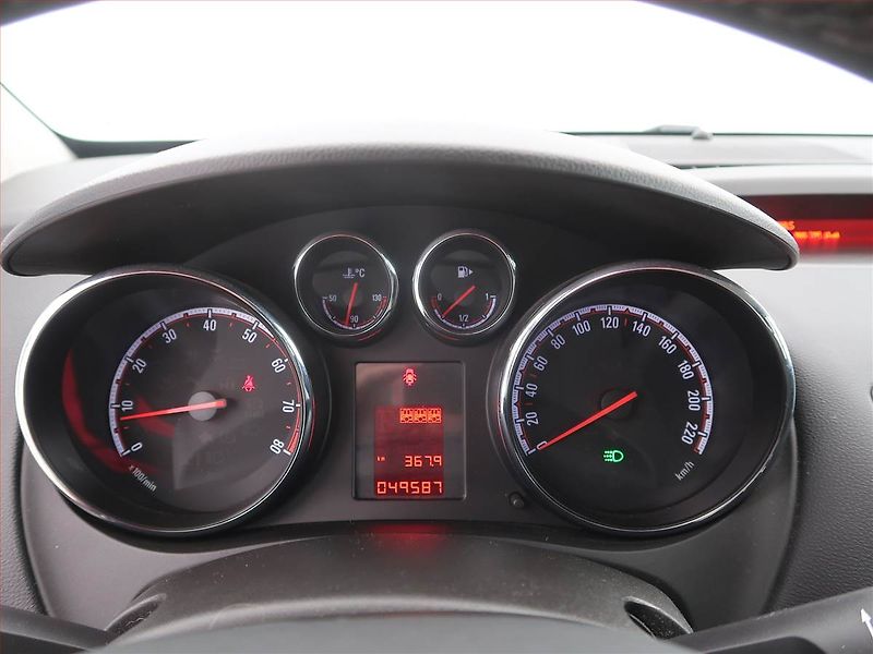 Opel Meriva (2010) 1.4 Turbo, ČR,1.maj - fotka 11 z 15
