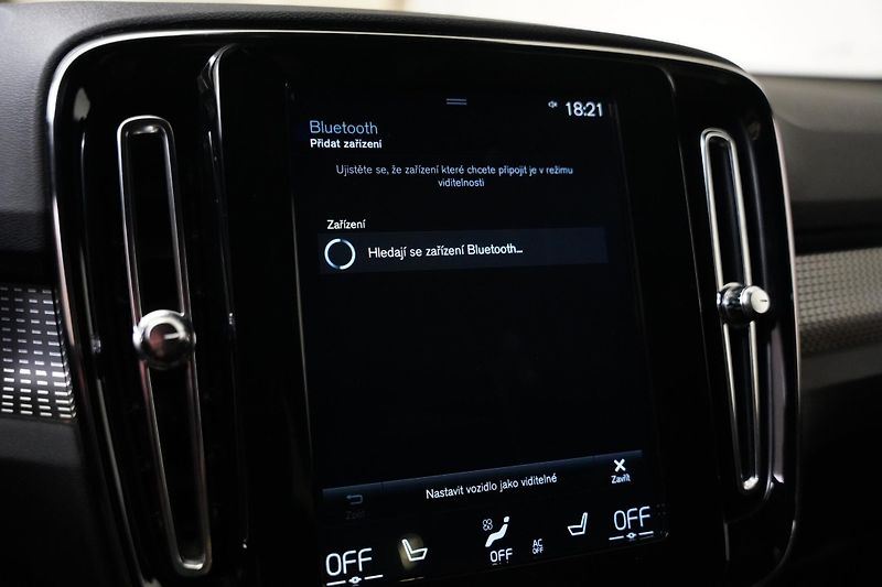 Volvo XC40 - fotka 18 z 27