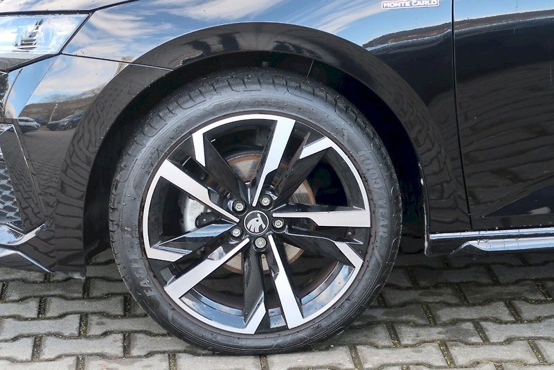 Škoda Scala (2025) MonteCarlo 1,5 TSi/110 kW - fotka 31 z 32