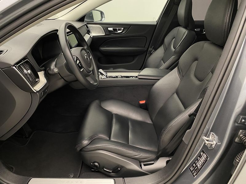 Volvo S60 B5 INSCRIPTION AUT REZERVACE - fotka 3 z 46
