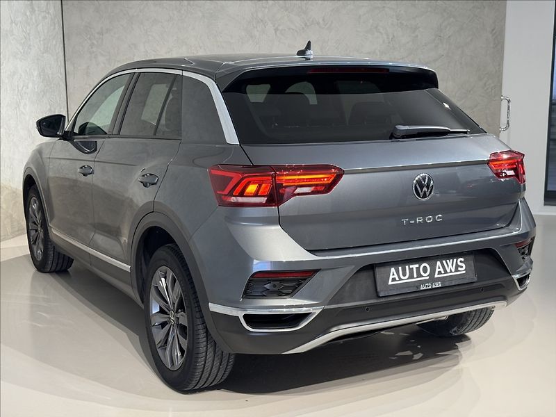 Volkswagen T-Roc 1,5 TSi  Sport Virtual Assist - fotka 8 z 44