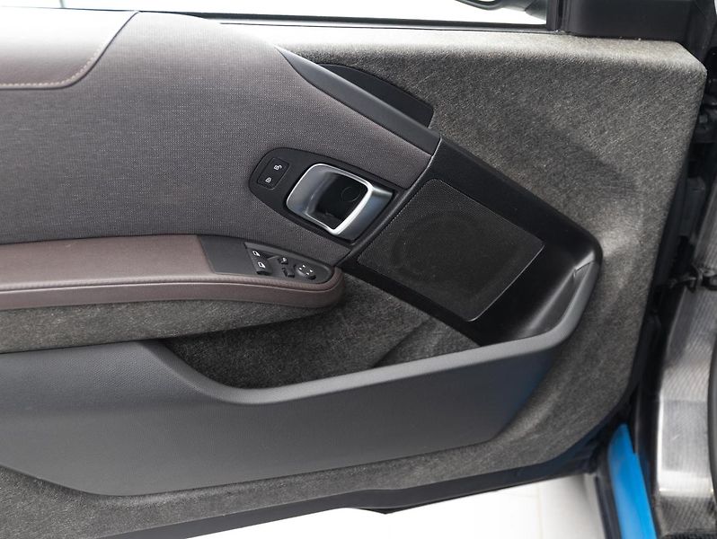 BMW i3 i3s - fotka 17 z 22