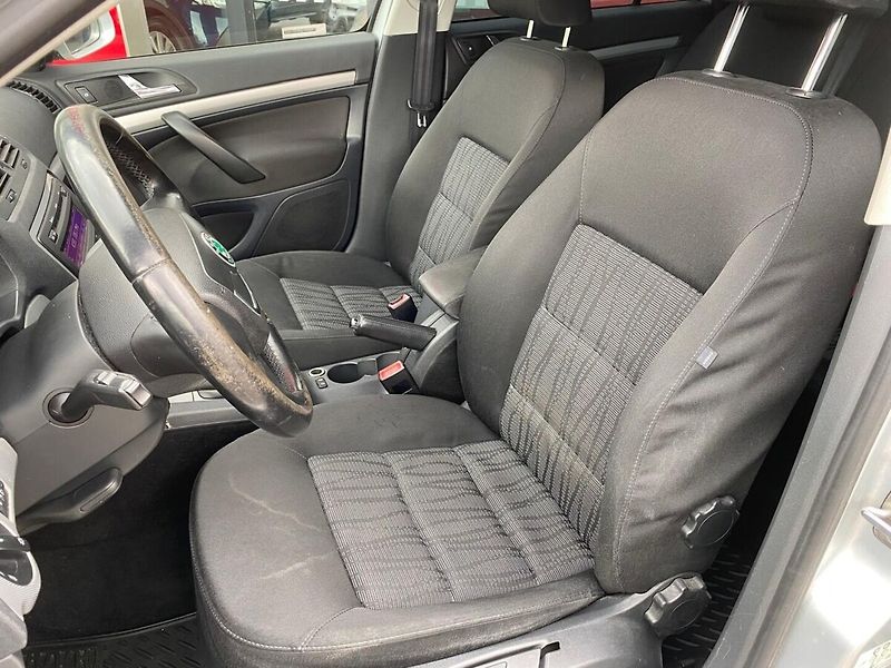 Škoda Octavia 1.9 TDI Combi - fotka 6 z 15