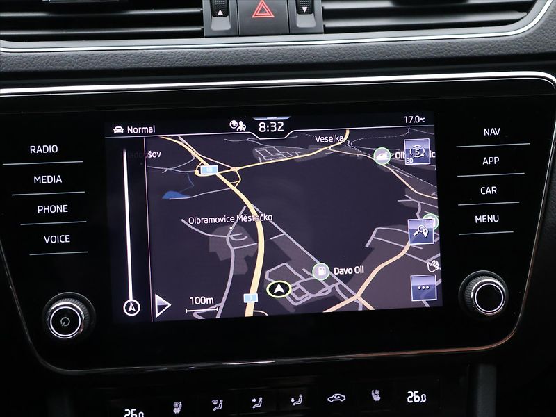 Škoda Superb 2,0 TDI 110kW L&K DSG DPH CZ - fotka 24 z 37