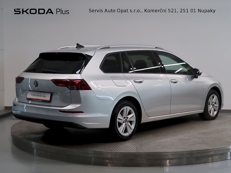 Volkswagen Golf (2024) LIFE 2.0TDI 110KW DSG TAŽNÉ - fotka 2 z 37