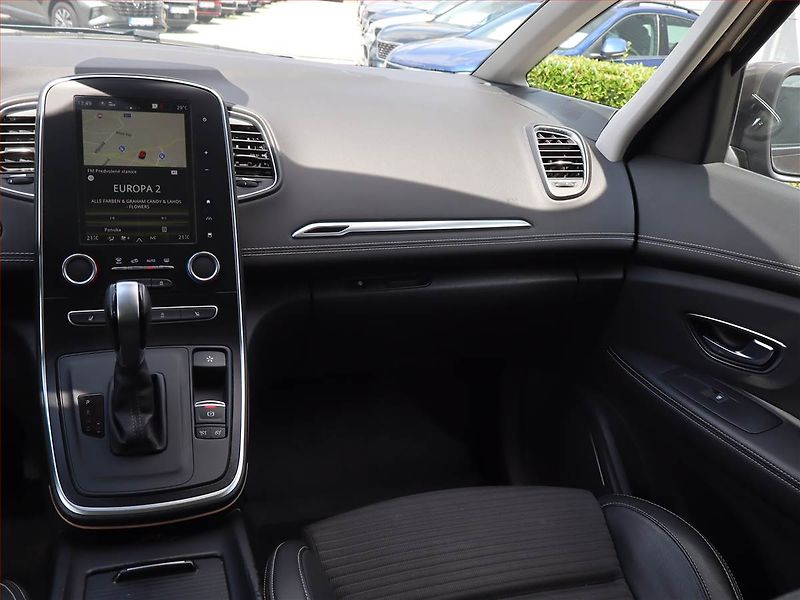 Renault Grand Scénic (2021) 1.3 TCe, Automat, 7 míst, Kůže - fotka 8 z 22