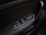 Renault Mégane (2018) Zen 1.6 SCe, Tempomat - náhled 13