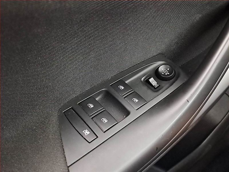 Opel Astra (2016) 1.6 CDTI, Tempomat - fotka 19 z 19
