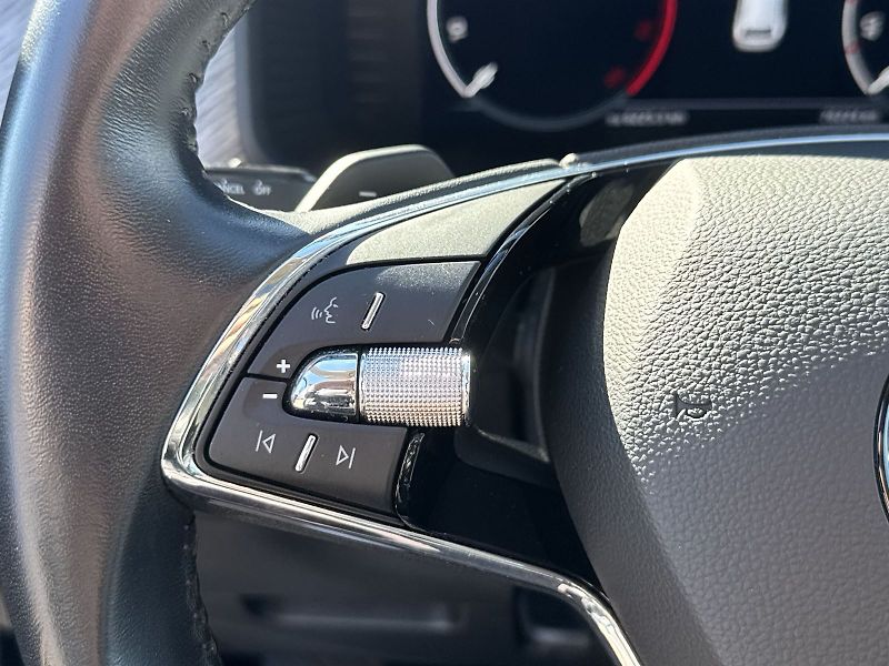 Škoda Kodiaq (2022) 2.0 TSI 4x4 DSG Style - fotka 14 z 35