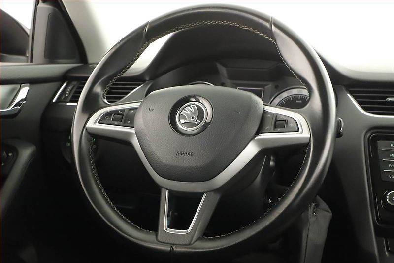 Škoda Octavia (2016) 1.4 TSI, Automat, Serv.kniha - fotka 9 z 15