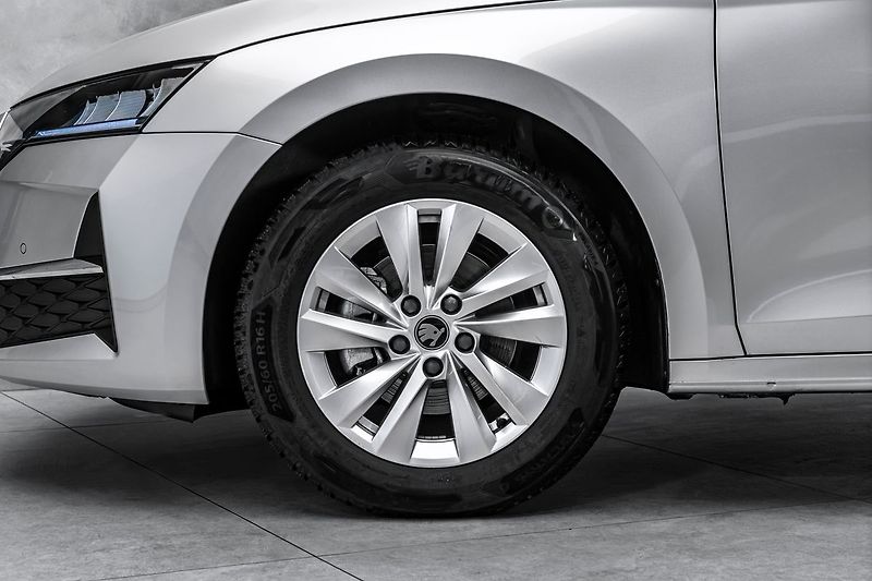 Škoda Octavia 1,5 M-HeV 110kW DSG LED - fotka 2 z 19