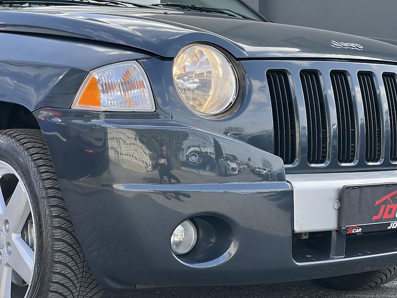 Jeep Compass 2.0CRD LIMITED 4x4 KŮŽE NAVI - fotka 39 z 44
