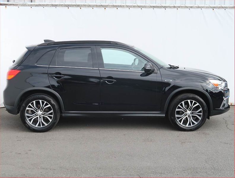 Mitsubishi ASX (2017) 1.6 MIVEC, Serv.kniha, Navi - fotka 6 z 20