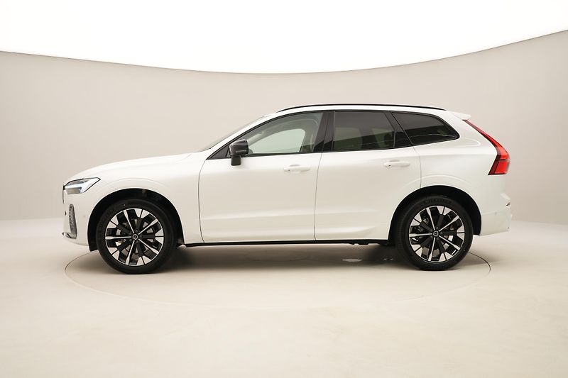 Volvo XC60 (2026) B5 AWD AUT DARK PLUS  - fotka 9 z 63