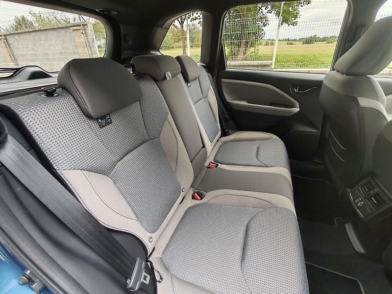 Subaru Forester (2025) 2.0 Comfort 4x4 - fotka 10 z 13