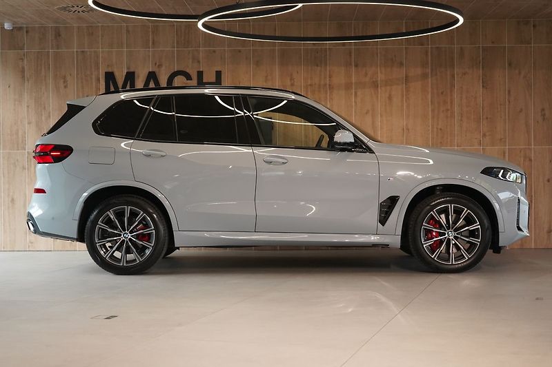 BMW X5 30d xDrive, M-Paket PRO, Tažné - fotka 6 z 43