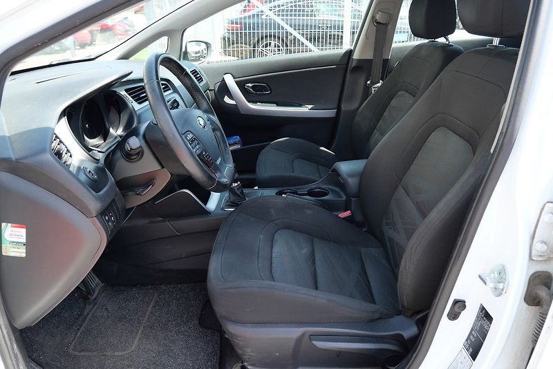 Kia Ceed - fotka 5 z 6