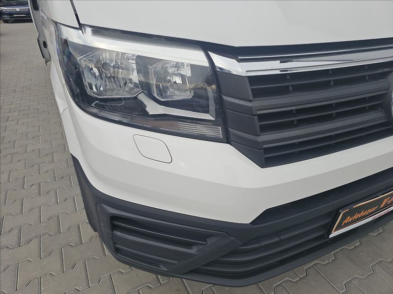 Volkswagen Crafter 2,0 TDi 103KW NAVI KAMERA DPH - fotka 29 z 32