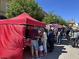 Kolonádu ovládla italská auta, na náměstí se dala ochutnat jihoevropská jídla.