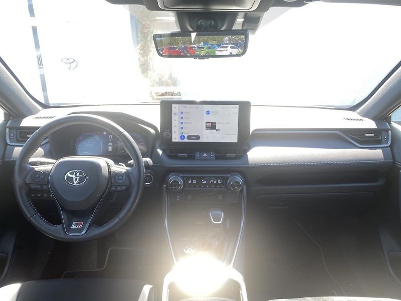 Toyota RAV4 2.5HEV, ČR-1m, GR Sport, 4x4 - fotka 11 z 20