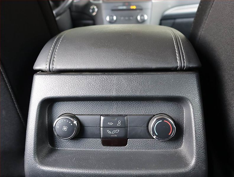 Ford S-MAX (2021) Titanium 2.0 TDCi, Automat - fotka 25 z 25