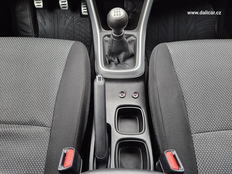 Suzuki SX4 S-Cross (2014) 1.6VVT 88KW CLUB Tažné - fotka 28 z 53