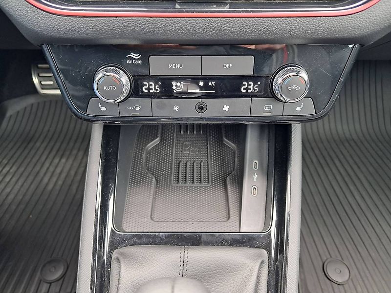 Škoda Kamiq (2025) Monte Carlo 1.5 TSI / 110 kW D - fotka 14 z 29