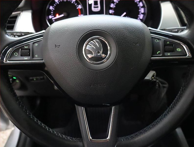 Škoda Fabia (2015) Ambition 1.2 TSI, Tempomat - fotka 18 z 18