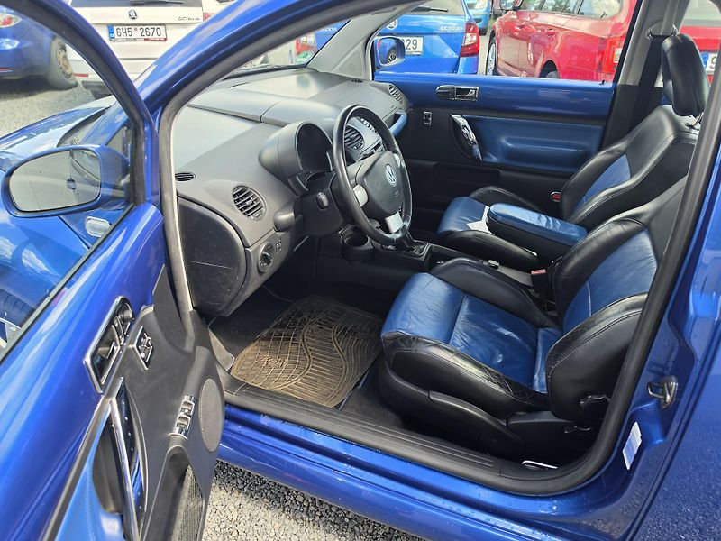 Volkswagen New Beetle 1.8 T 110kw  - fotka 11 z 20