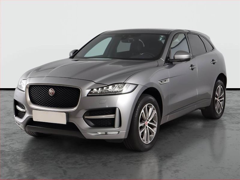 Jaguar F-Pace (2020) 25d AWD, Původ ČR - fotka 2 z 23