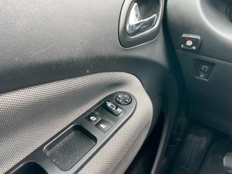 Citroën C3 Picasso (2012) 1.4i Klima! LPG do 2035! - fotka 16 z 19