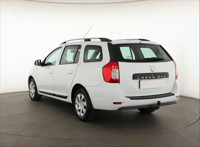 Dacia Logan (2015) 1.2 16V, ČR,1.maj, Serv.kniha - fotka 4 z 10
