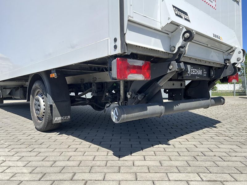 Iveco Daily (2022) Skříň*35S16*115kW*DPH - fotka 6 z 25