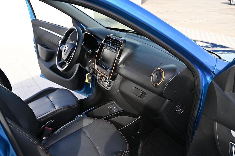 Dacia Spring Comfort Plus El 27kWh SoH 91,1 - fotka 25 z 41