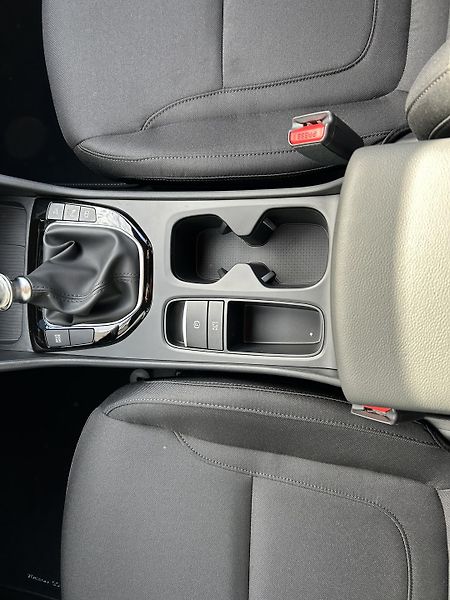 Hyundai Tucson 1,6T-GDI 110kW GO CZECH! FL - fotka 12 z 31