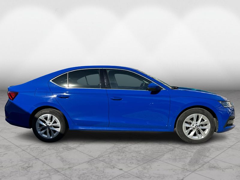Škoda Octavia 2.0TDI STYLE 85kw - fotka 7 z 21