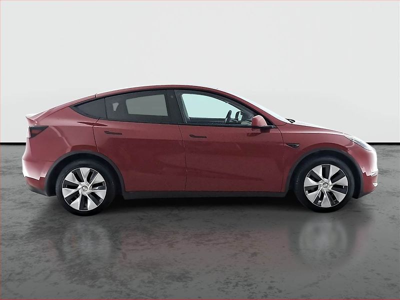 Tesla Model Y (2022) Long Range AWD 79kWh, SoH 91% - fotka 3 z 28