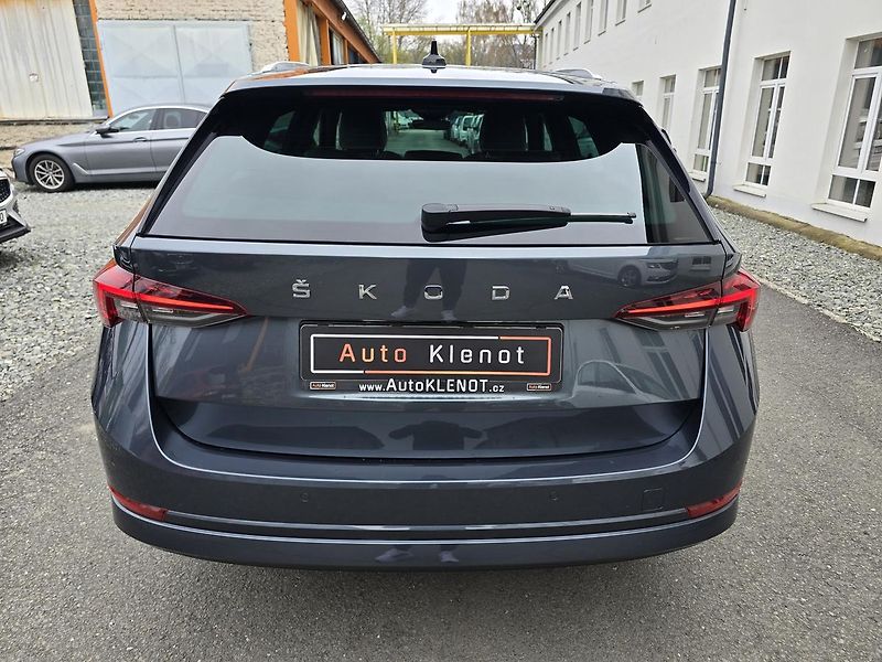 Škoda Octavia 110kW STYLE 1.Maj. ČR - fotka 6 z 42