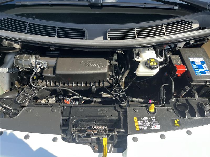 Ford Transit Custom 2,0 TDCi L1 H1 KLIMA VESTAVBA - fotka 27 z 41