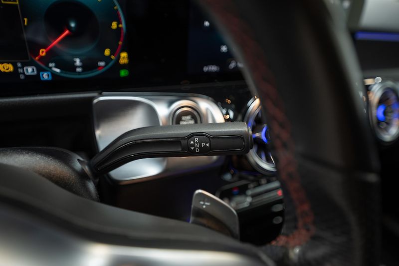Mercedes-Benz GLB 200d 4Matic AMG Packet - fotka 19 z 40