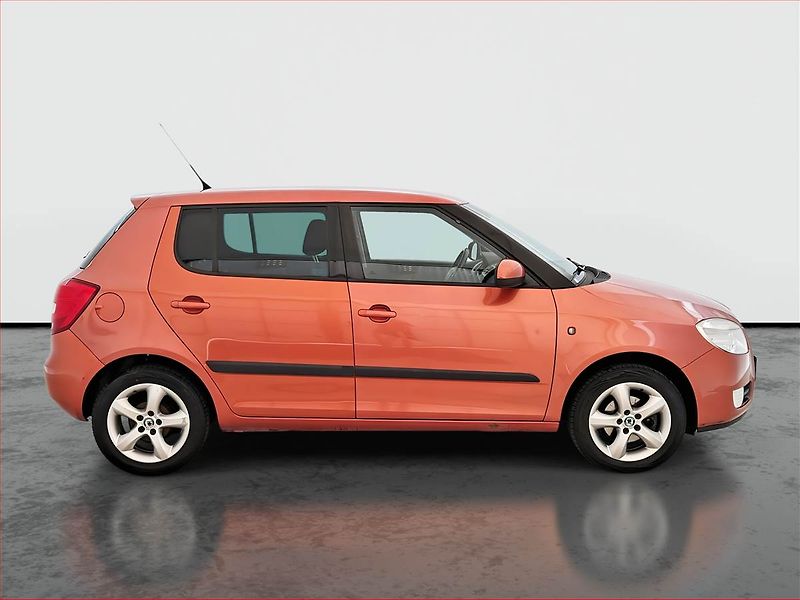 Škoda Fabia (2008) Sport 1.4 TDI, po STK, Tažné - fotka 6 z 18