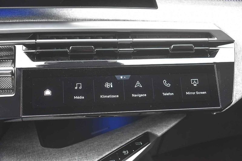 První kilometry jsme s novinkou Peugeotu ujeli na jihozápadním okraji hlavního města