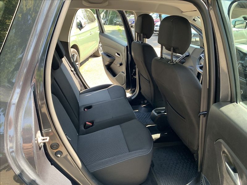 Dacia Duster 1,0 LPG 1.MAJ.,ČR,SERVISKA - fotka 16 z 17