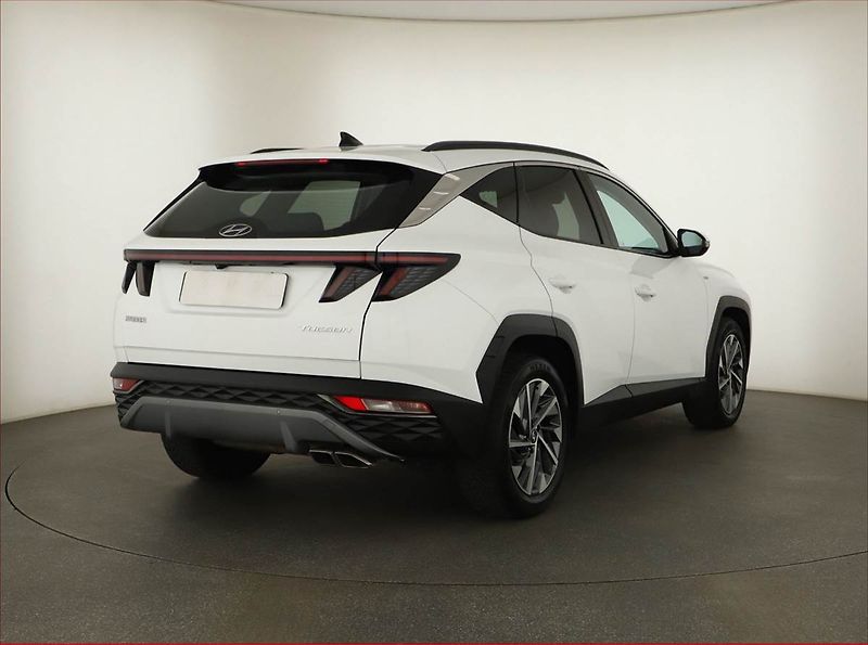 Hyundai Tucson (2021) 1.6 T-GDI 48V MHEV - fotka 5 z 14
