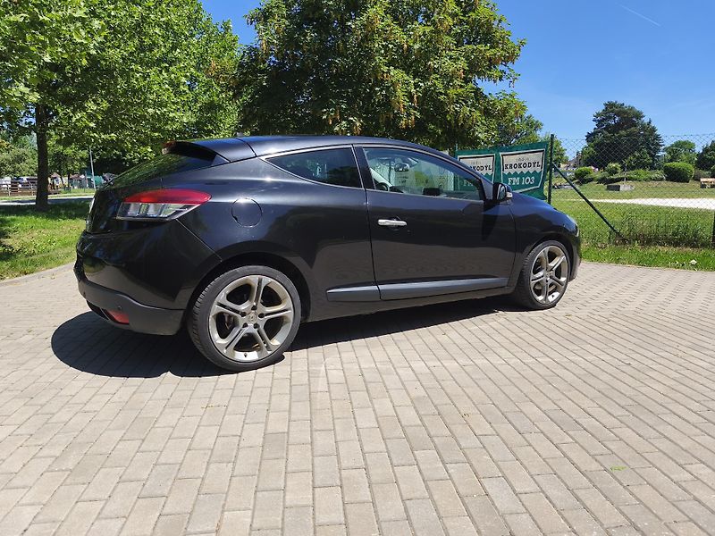 Renault Mégane 1.4 Tce 130 ps kupé - fotka 11 z 25
