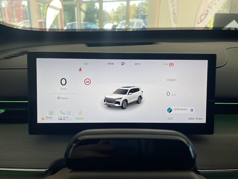 Chery Tiggo 8 PHEV (2026) 1,5T Unique FWD - fotka 34 z 55